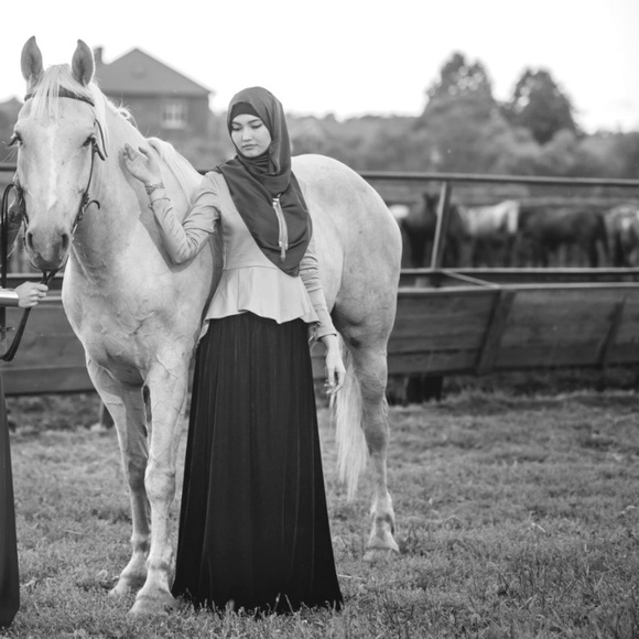 Rezeda Suleyman White Peplum Blouse, white - Picture 7 of 8